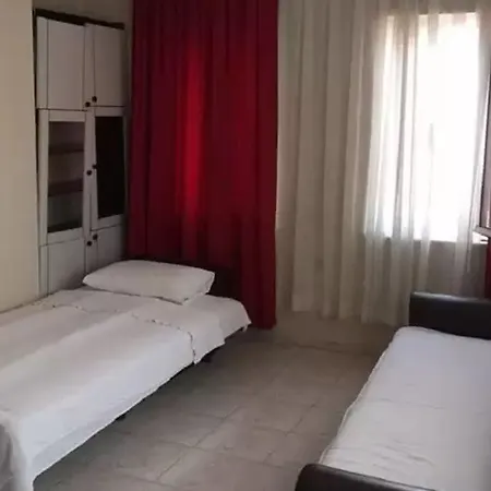 Dream 马尔马里斯