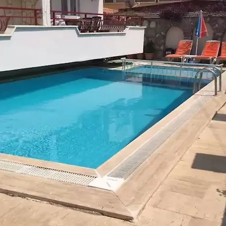 Hotell Dream 2*